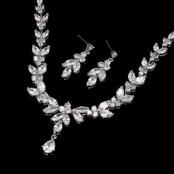 Zircon Simple Bridal Set - Image 5